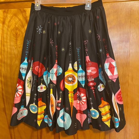 Pinup Couture Dresses & Skirts - Swing skirt by Pinup Couture size L